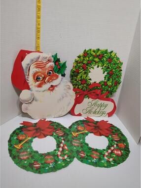 Decoration Christmas Cardboard Diecut Eureka US Santa Poinsettia 1964 Wreathes